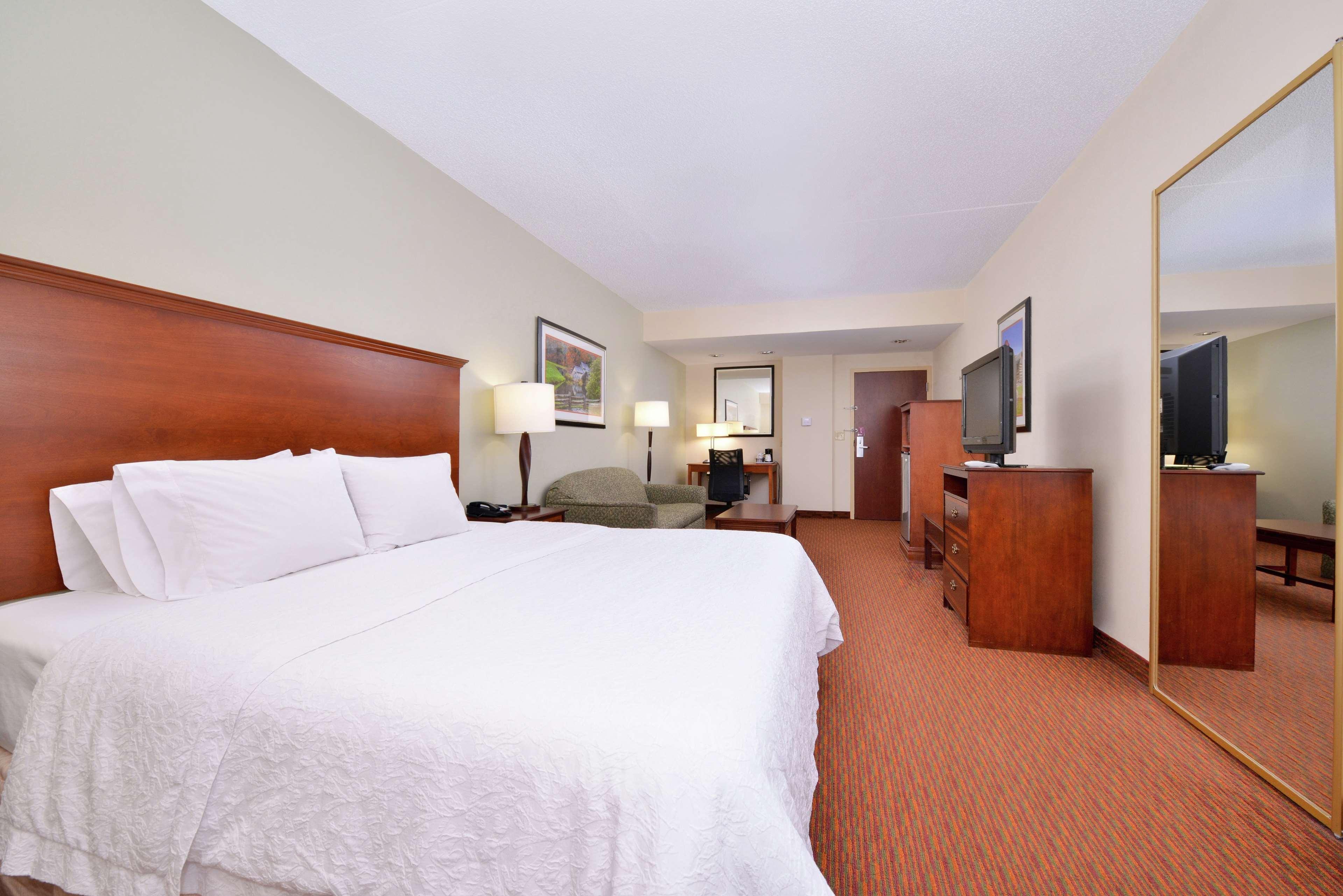 Hampton Inn Waynesboro/Stuarts Draft Fishersville Esterno foto