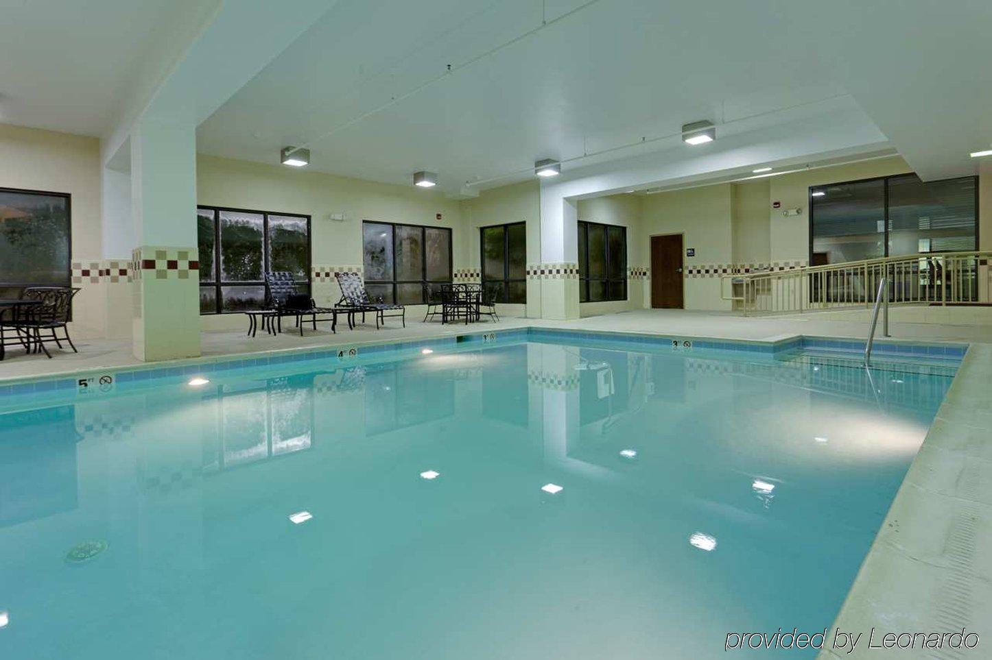Hampton Inn Waynesboro/Stuarts Draft Fishersville Esterno foto