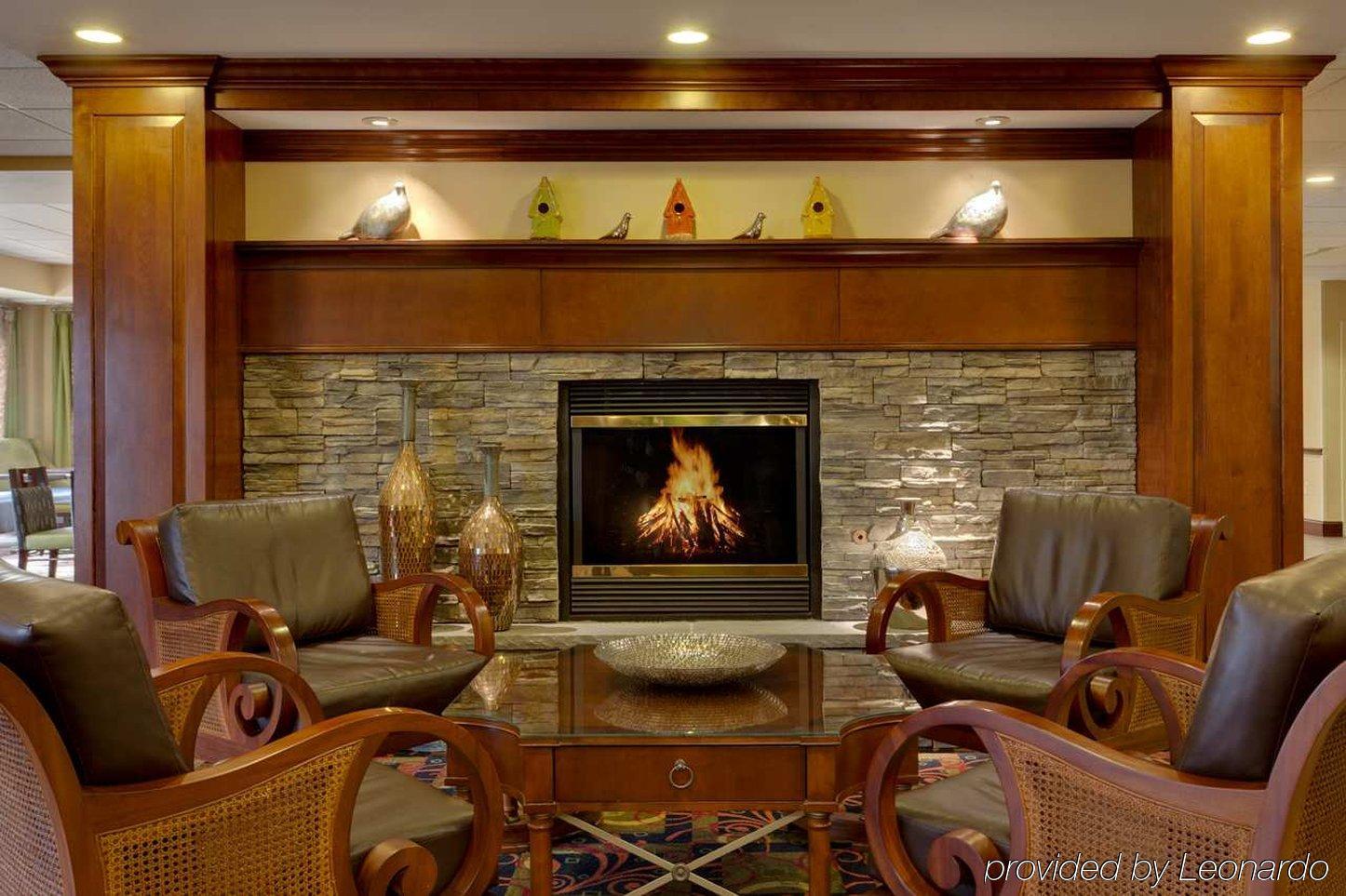 Hampton Inn Waynesboro/Stuarts Draft Fishersville Esterno foto
