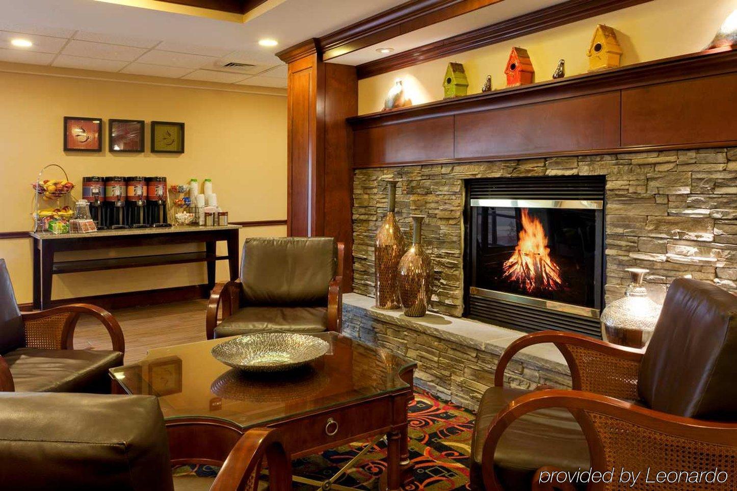 Hampton Inn Waynesboro/Stuarts Draft Fishersville Esterno foto