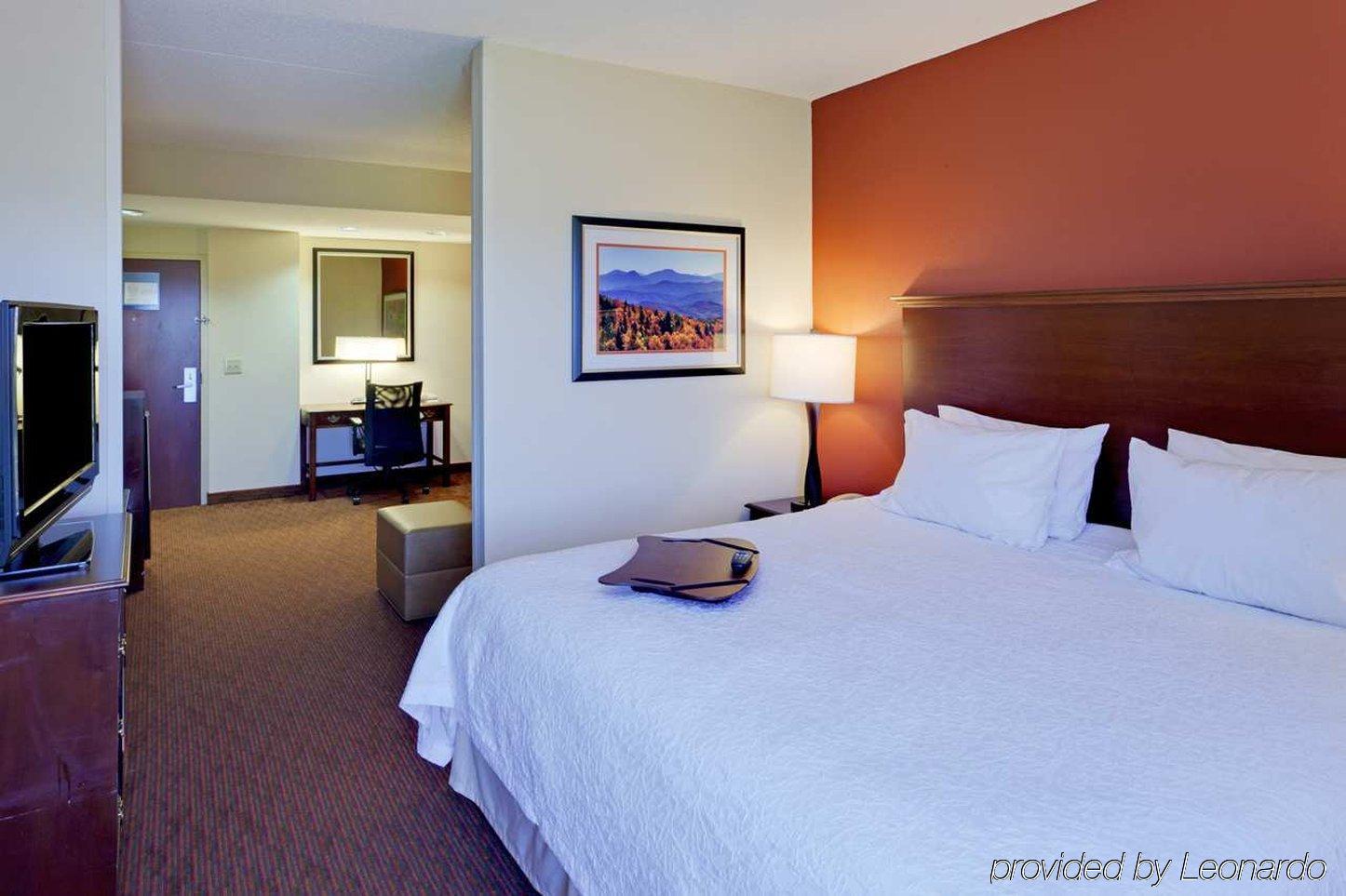 Hampton Inn Waynesboro/Stuarts Draft Fishersville Esterno foto